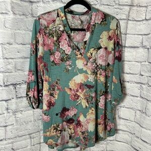 Honeyme Gabby Floral V-Neck Blouse in Pink and Blue
